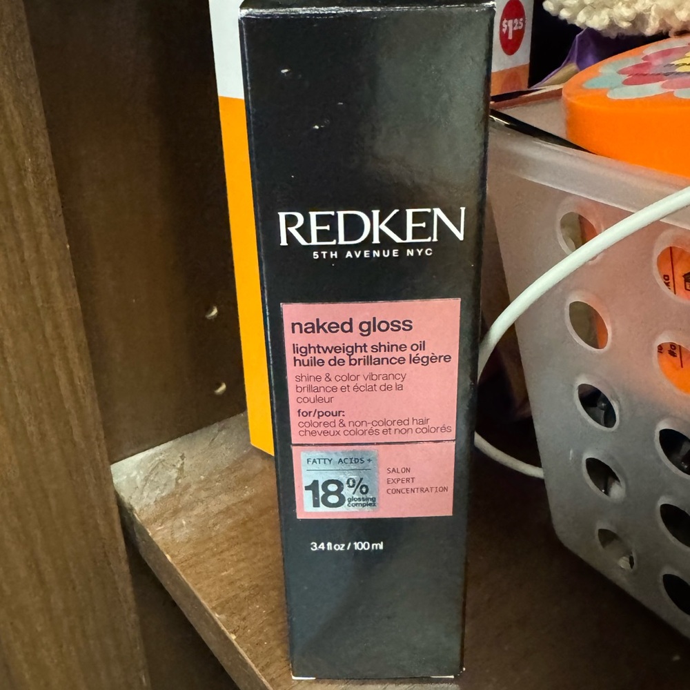 REDKEN NAKED GLOSS LIGHTWEIGHT OIL